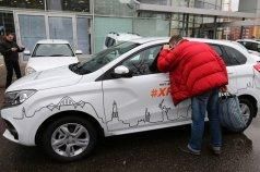 Петербуржцев хотят освободить от уплаты транспортного налога за покупку отечественного автомобиля