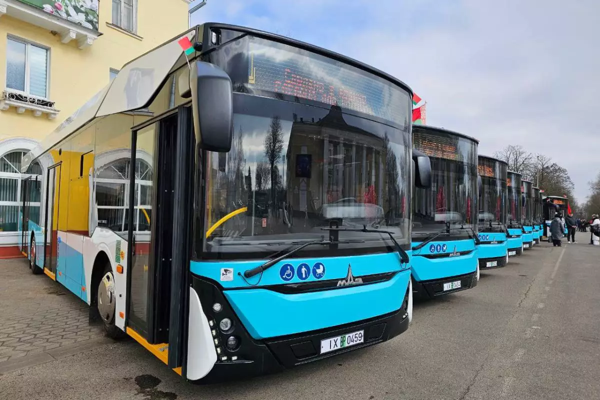 Завершена поставка 14 электробусов для Жодино