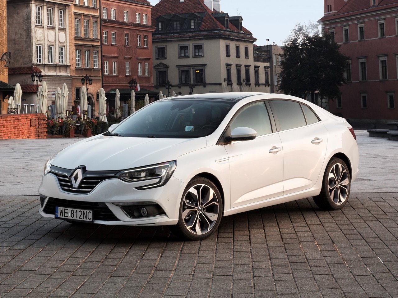 Renault Megane IV, седан