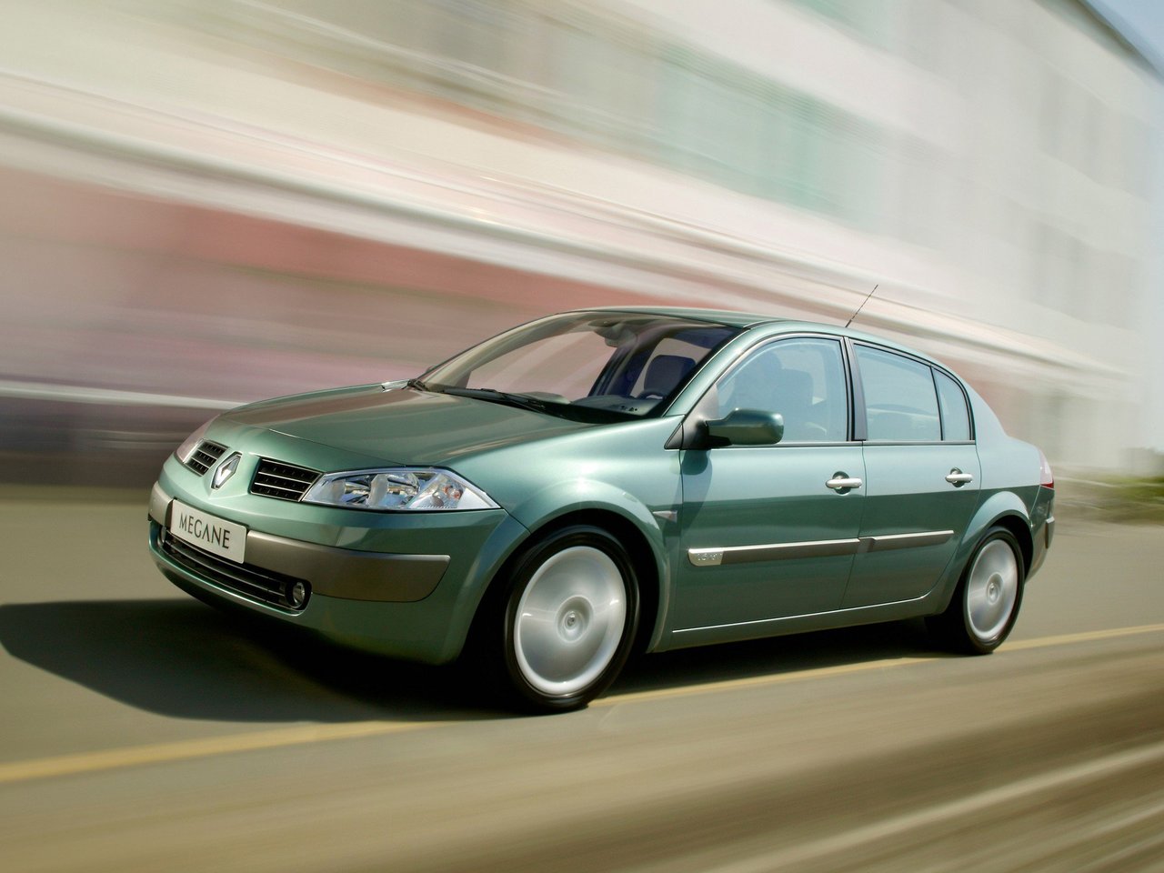 Renault Megane II, седан