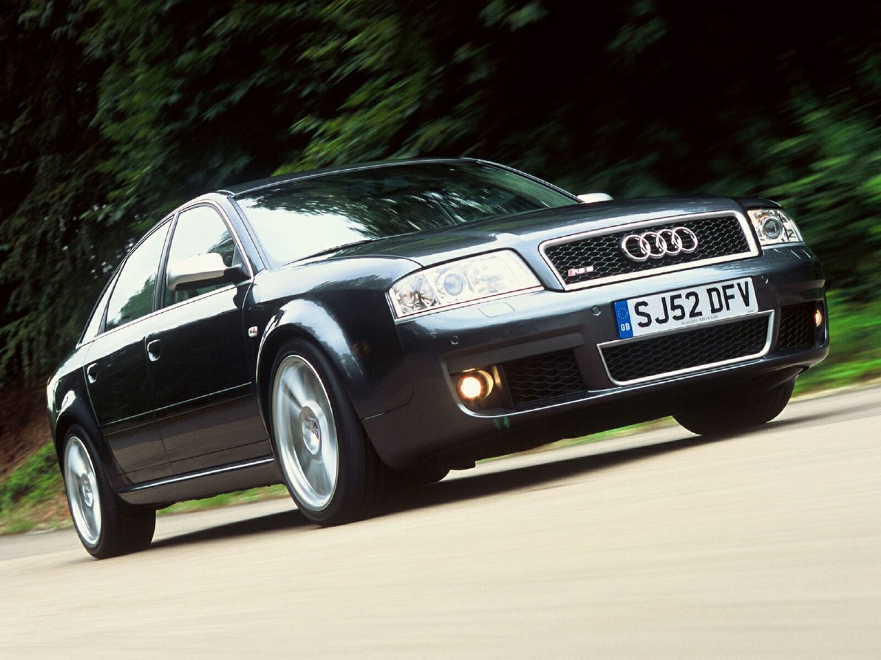 Audi RS 6 I (C5), седан