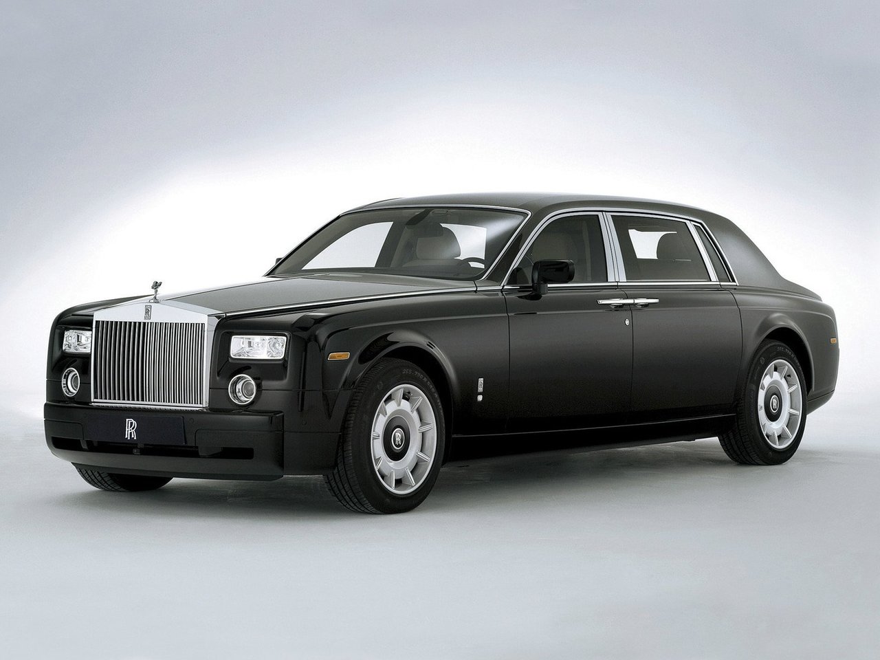 Rolls-Royce Phantom VII, седан