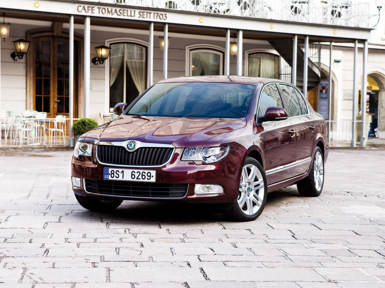 Skoda Superb II, лифтбек