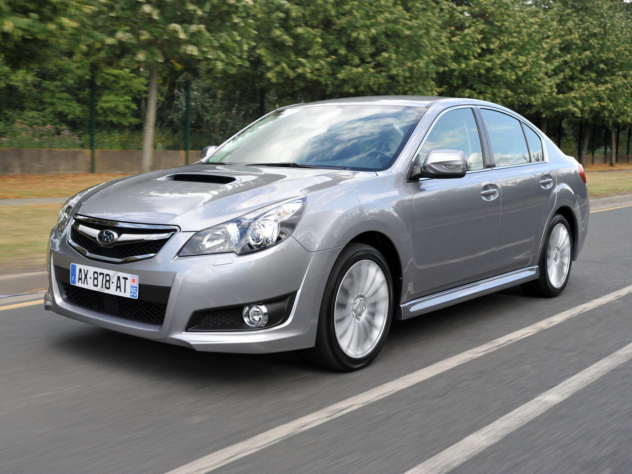 Subaru Legacy V, седан