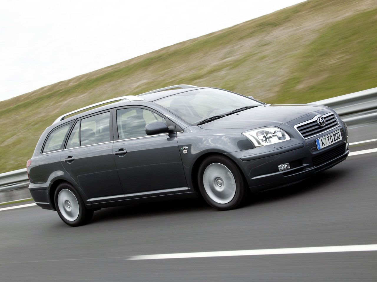 Toyota Avensis II, универсал 5 дв.