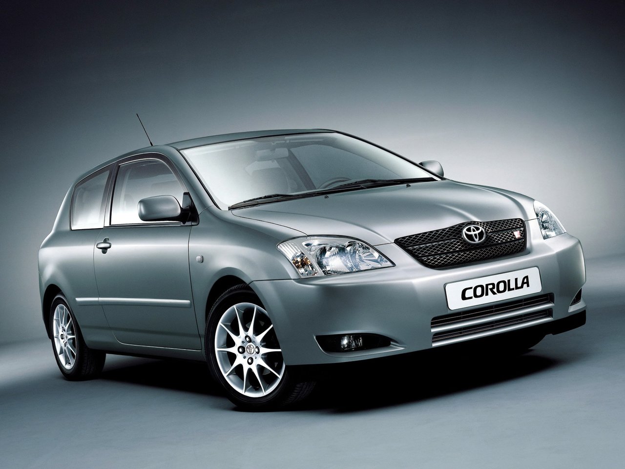 Toyota Corolla IX (E120, E130), хэтчбек 3 дв.