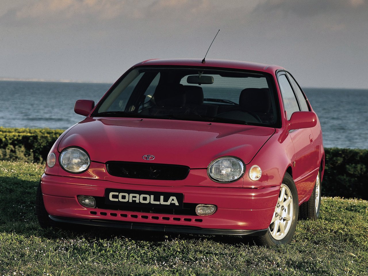 Toyota Corolla VIII (E110), хэтчбек 3 дв.