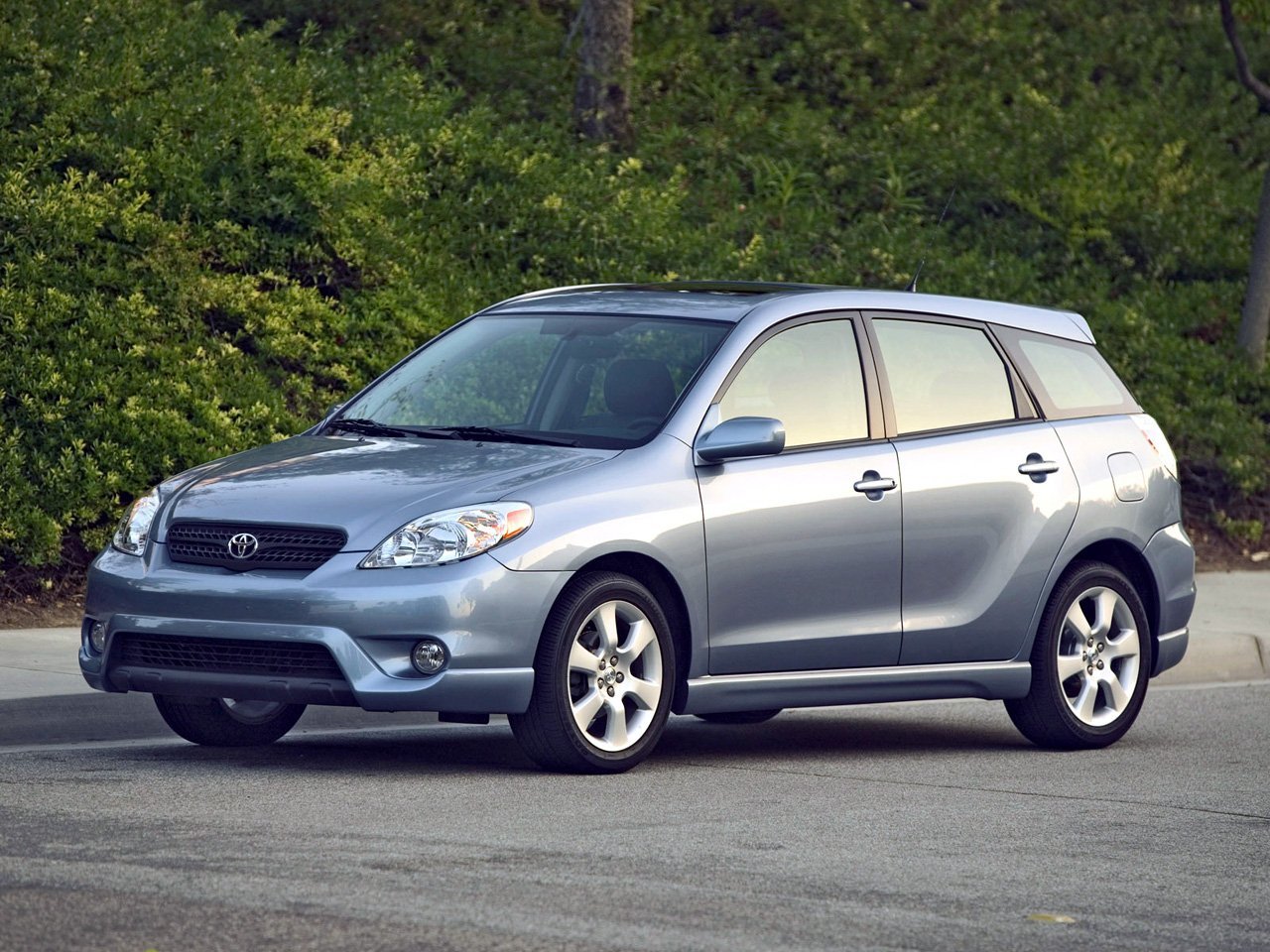 Toyota Matrix I (E130), хэтчбек 5 дв.