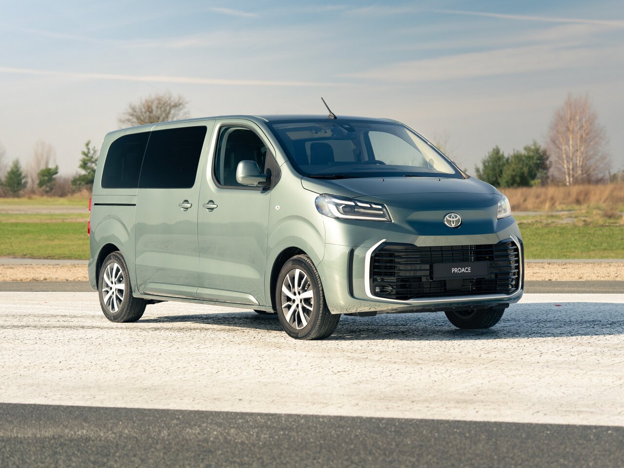 Toyota ProAce II Рестайлинг, минивэн