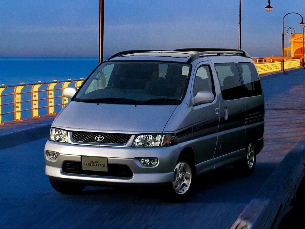 Toyota Regius I, минивэн