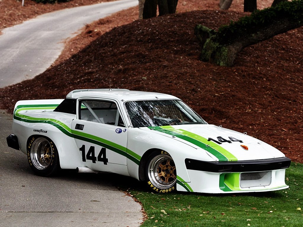 Triumph TR8 I, родстер