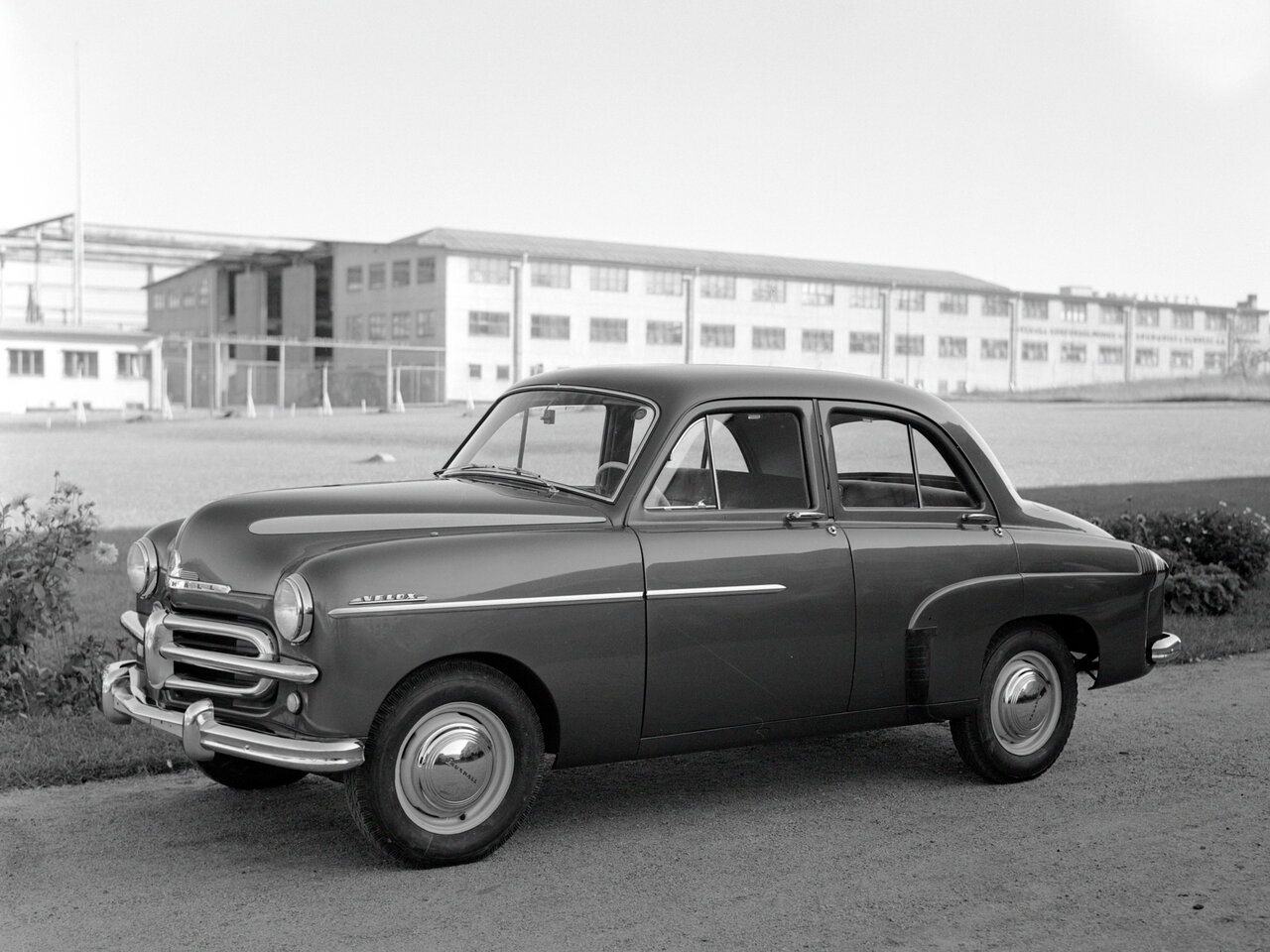 Vauxhall Velox II (EIP), седан