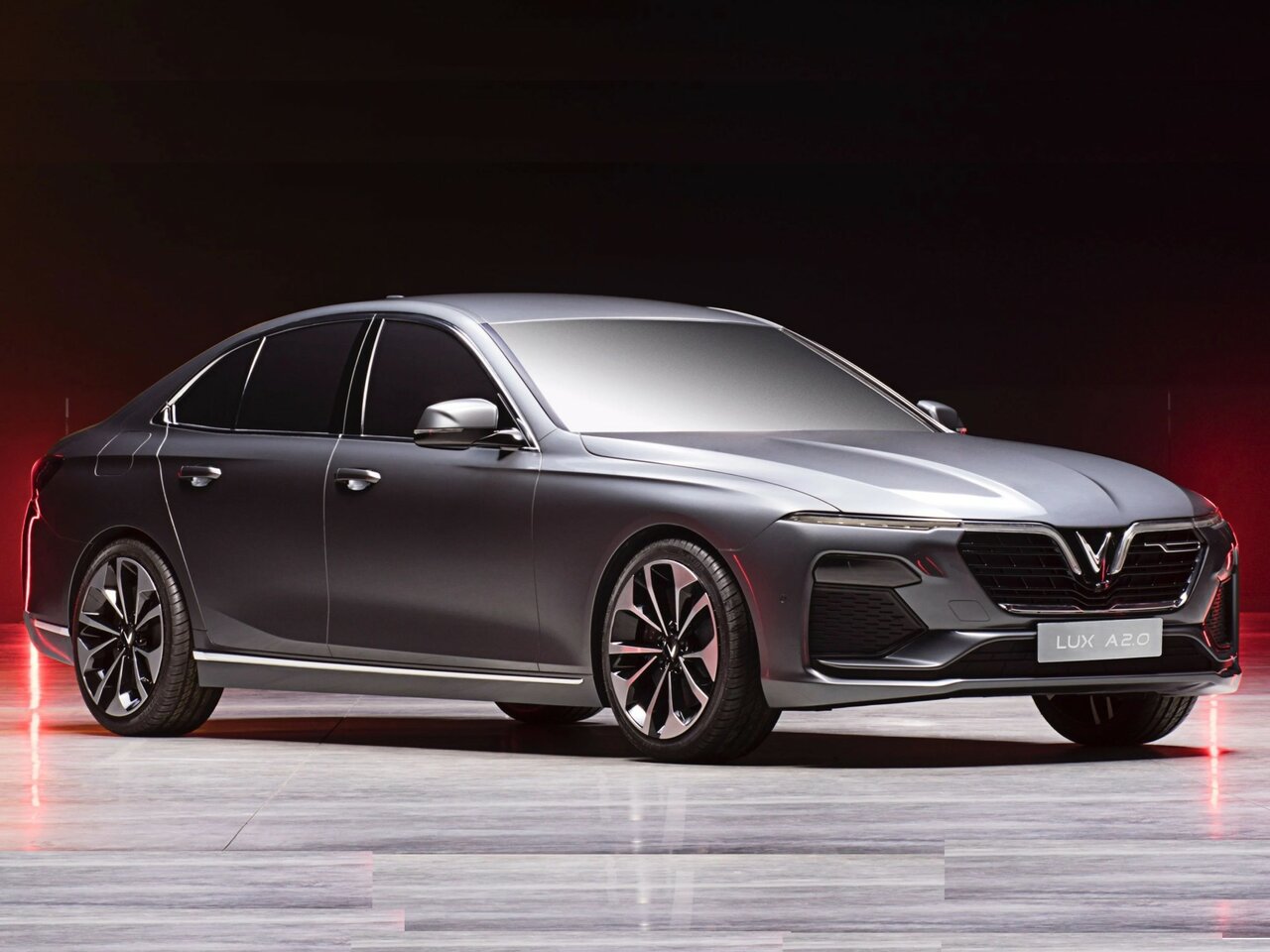 VinFast LUX A2.0 I, седан