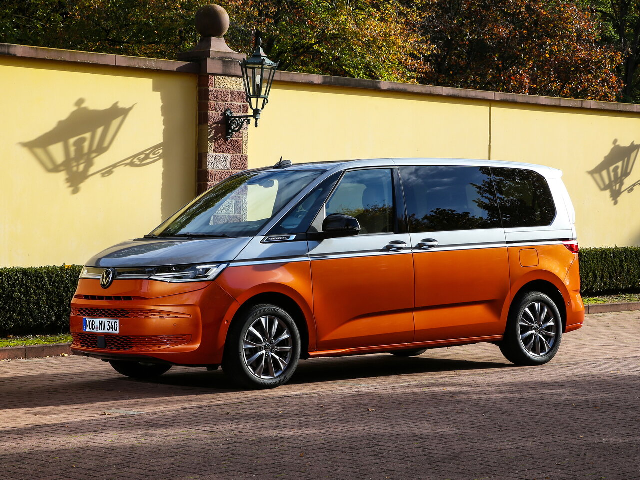 Volkswagen Multivan T7, минивэн