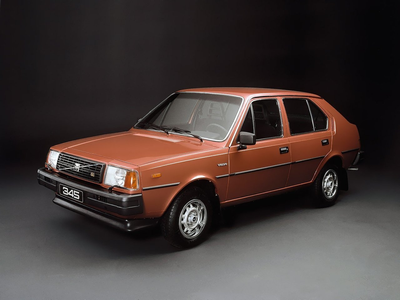 Volvo 300 Series I, хэтчбек 5 дв.
