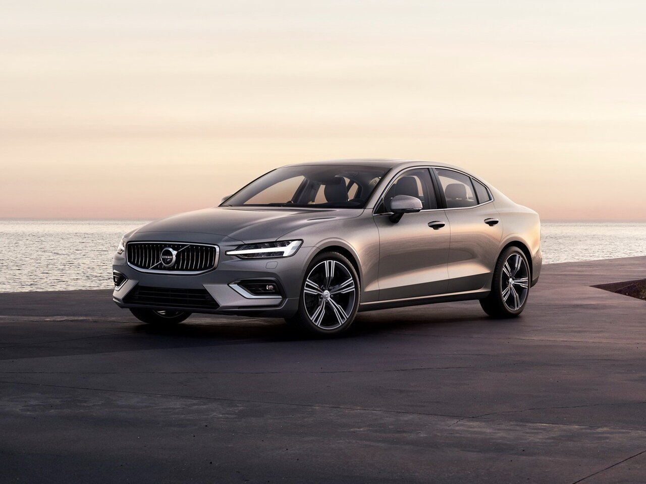 Volvo S60 III, седан