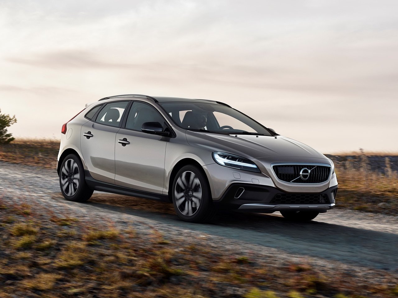 Volvo V40 Cross Country I Рестайлинг, хэтчбек 5 дв.