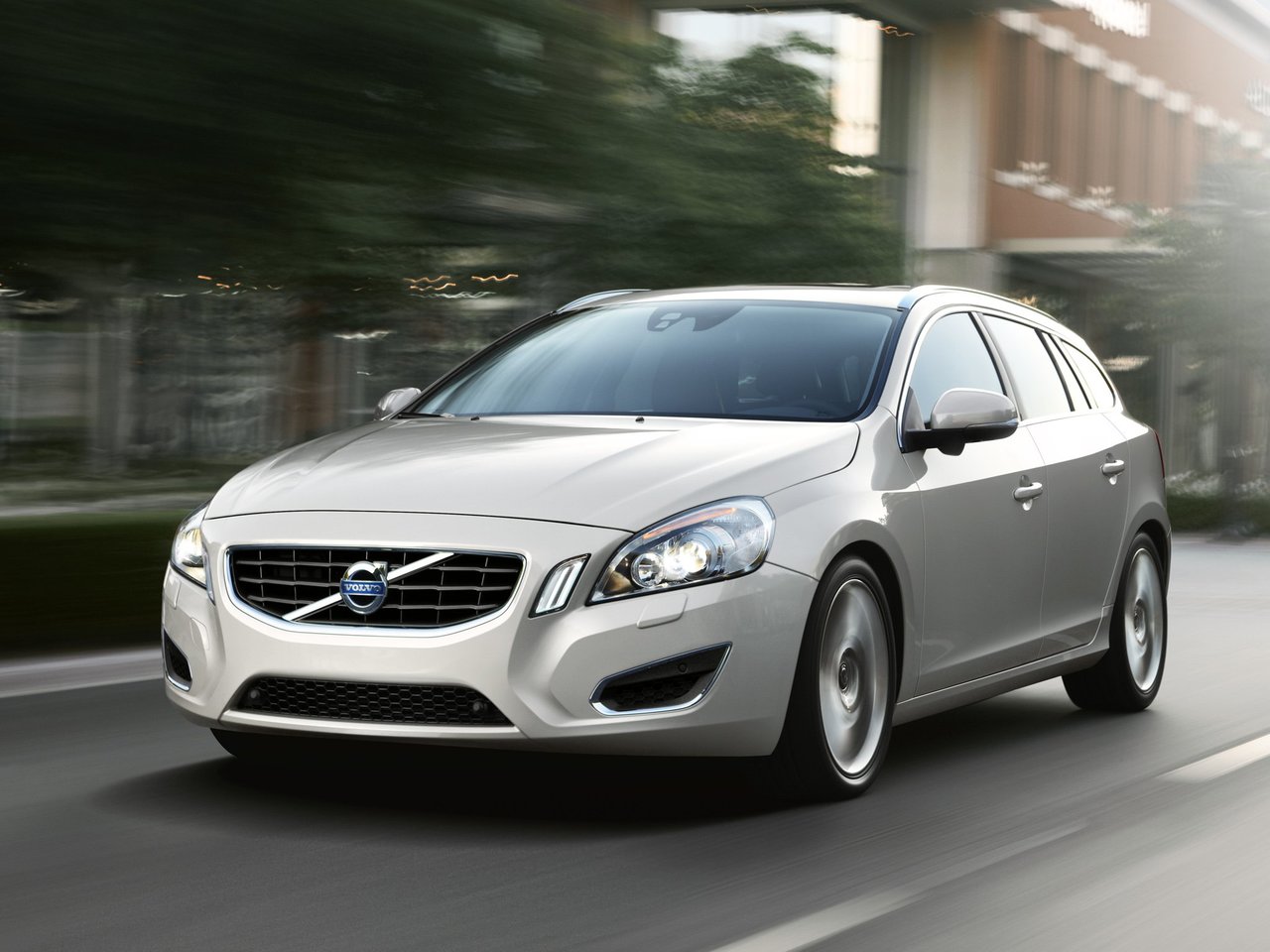 Volvo V60 I, универсал 5 дв.