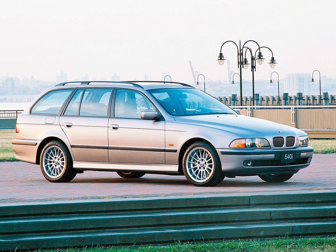 BMW 5 серии IV (E39), универсал 5 дв.