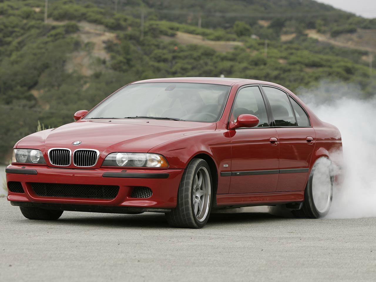 BMW M5 III (E39), седан