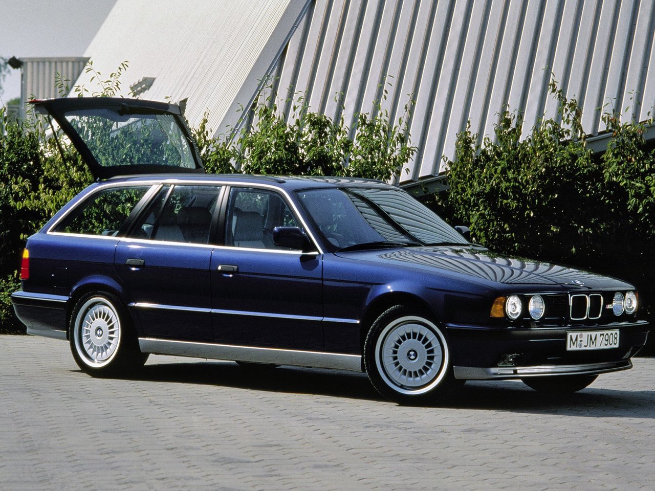 BMW M5 II (E34), универсал 5 дв.