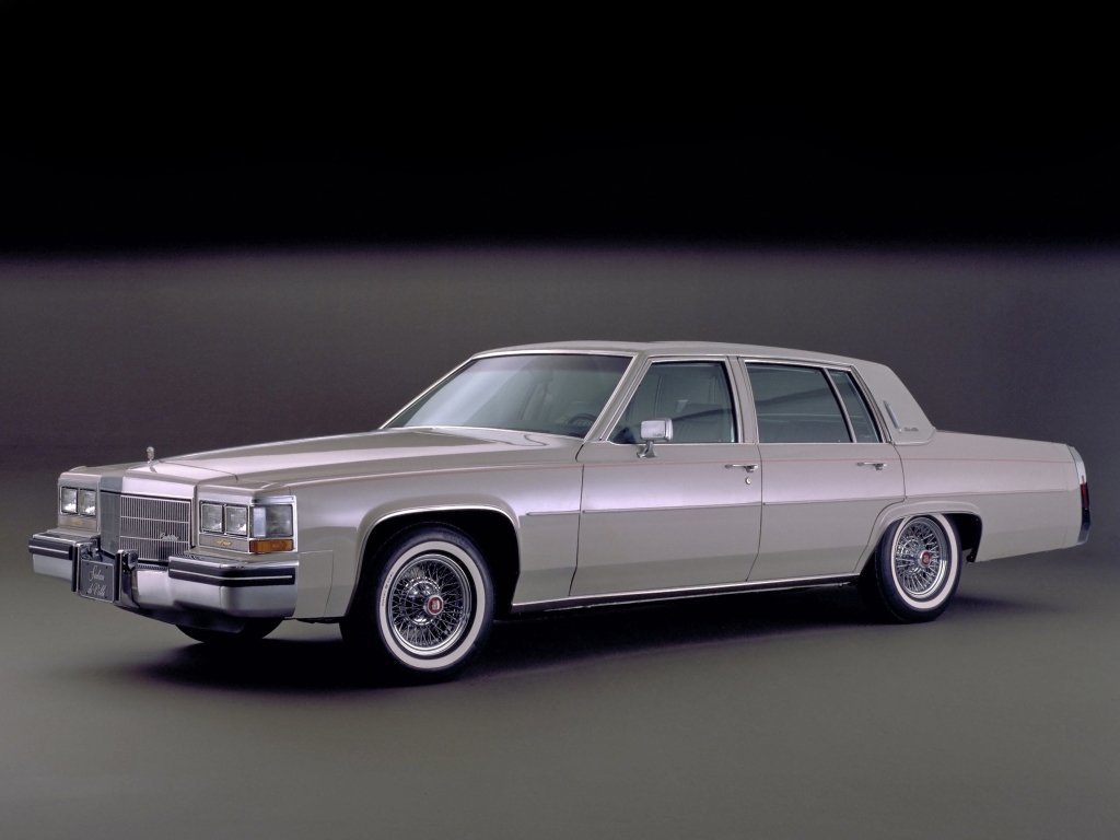Cadillac DeVille V, седан