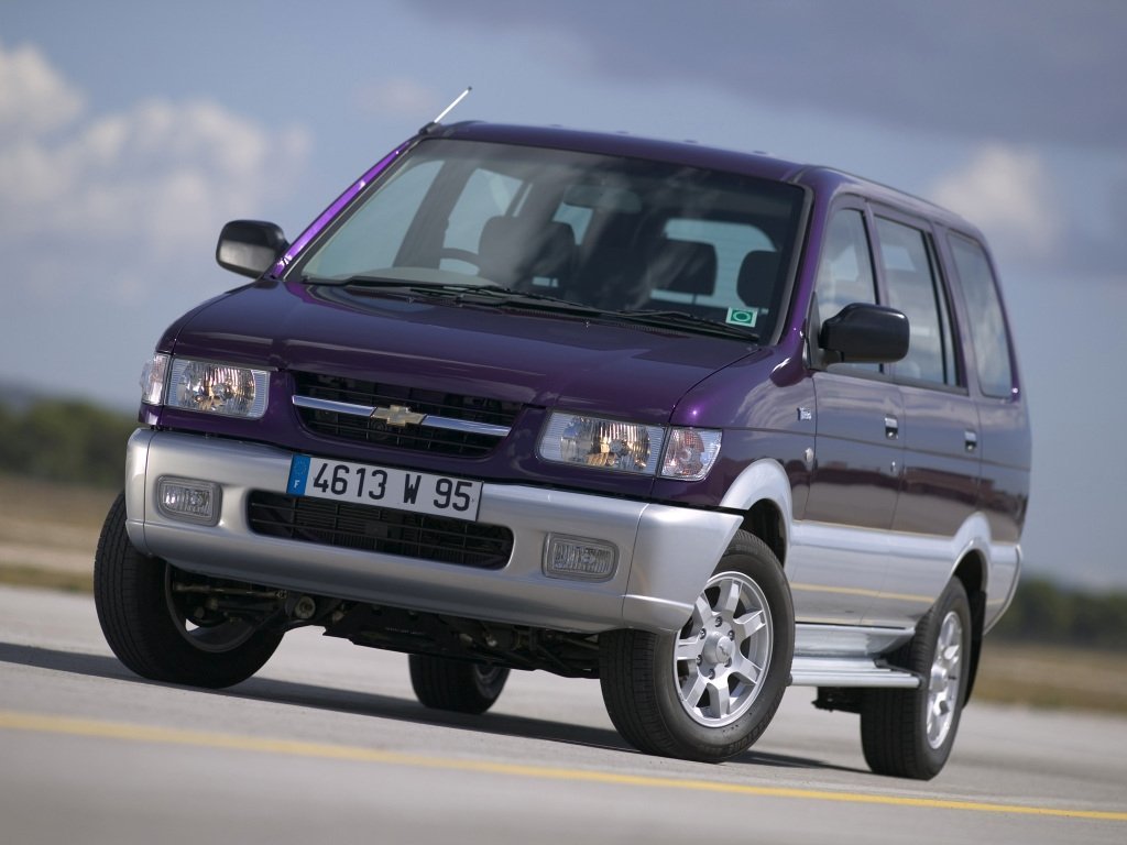 Chevrolet Tavera I, компактвэн