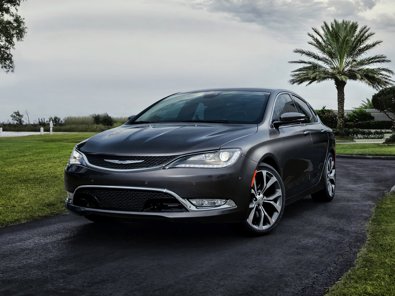 Chrysler 200 II, седан