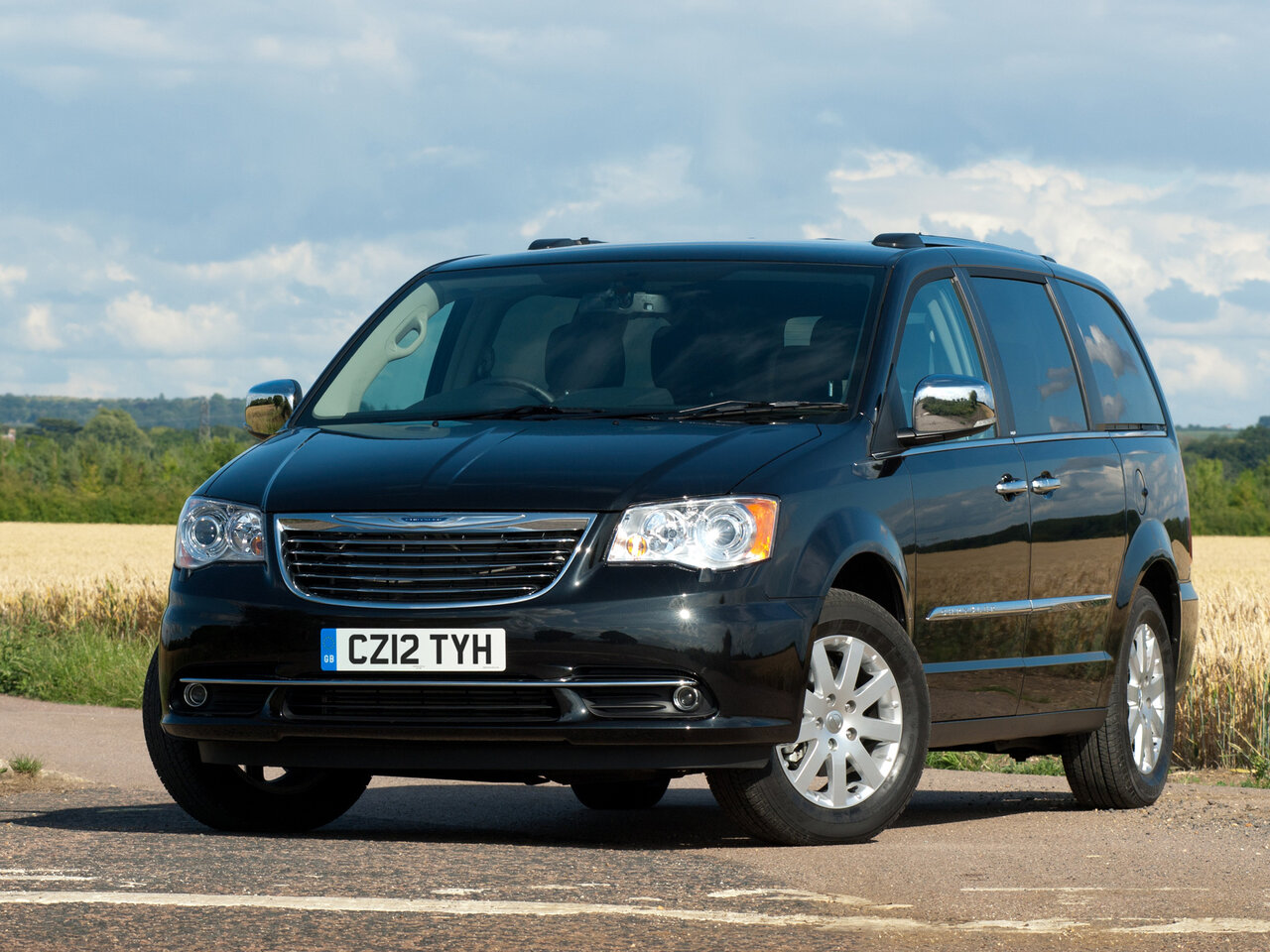Chrysler Voyager V Рестайлинг, минивэн