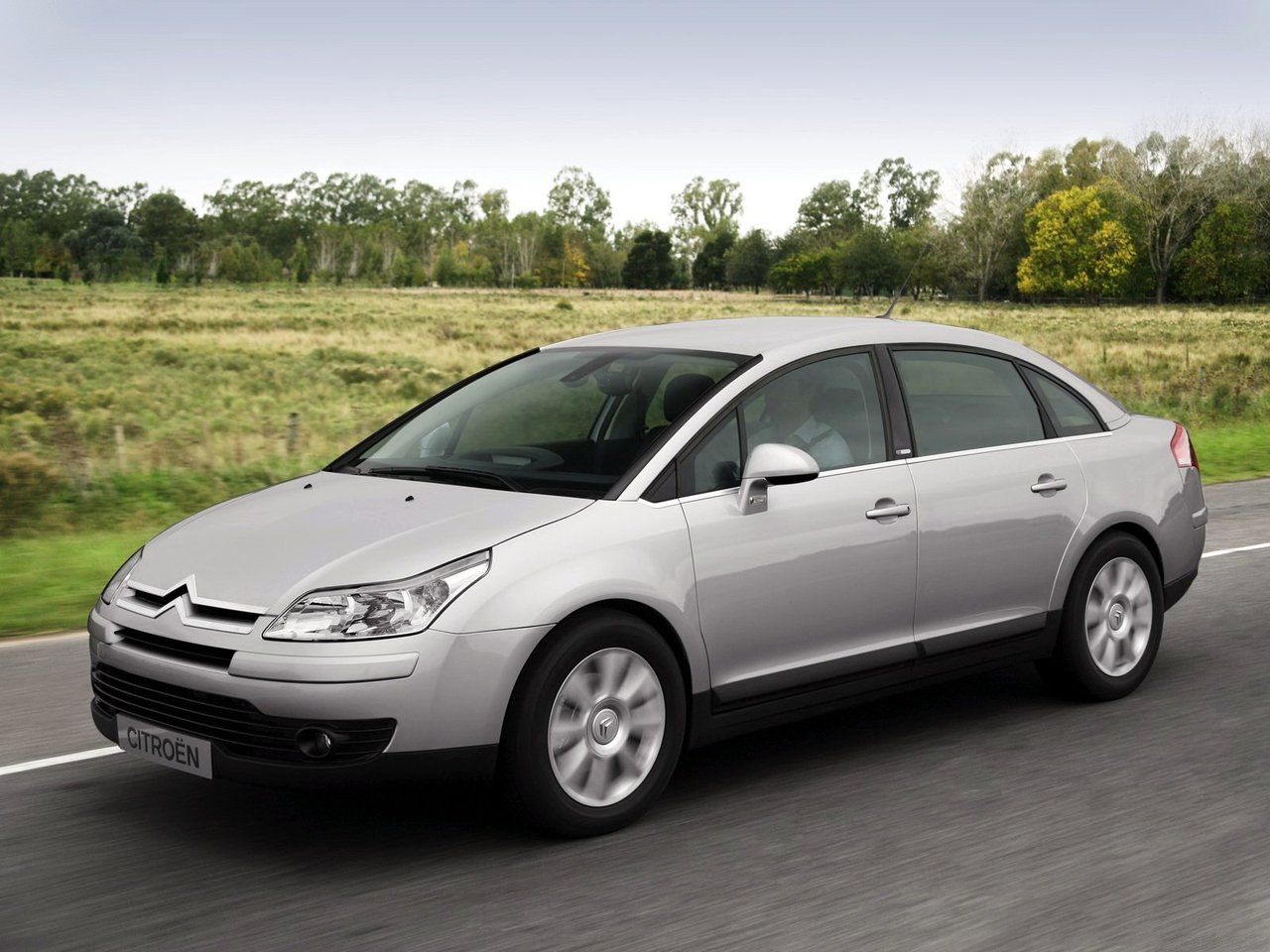 Citroen C4 I, седан