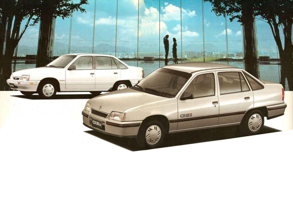 Daewoo Racer I, седан