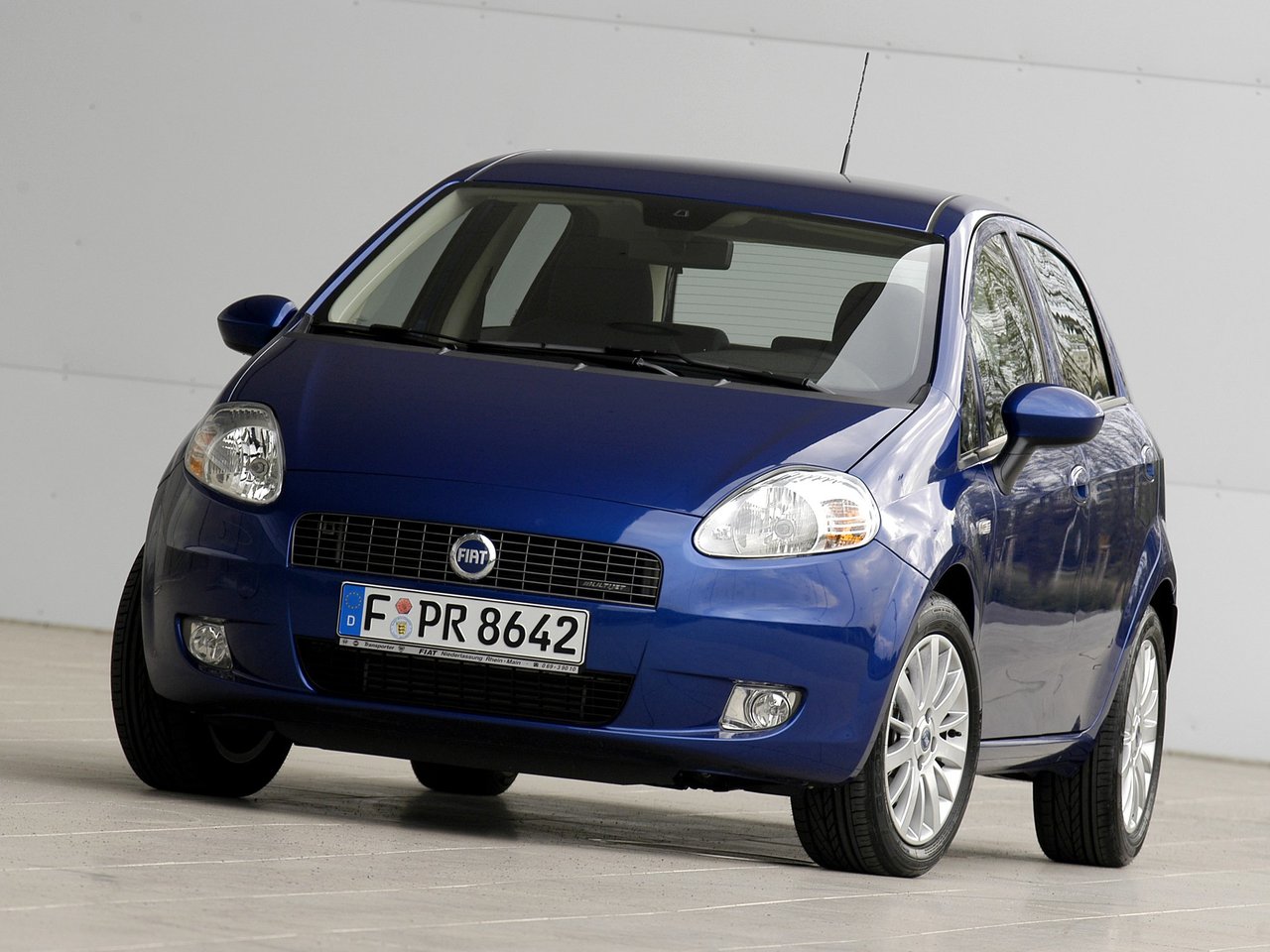 Fiat Punto III Grande Punto, хэтчбек 5 дв.