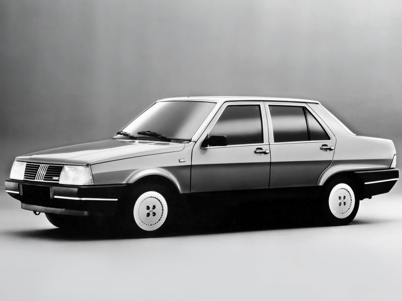 Fiat Regata I, седан