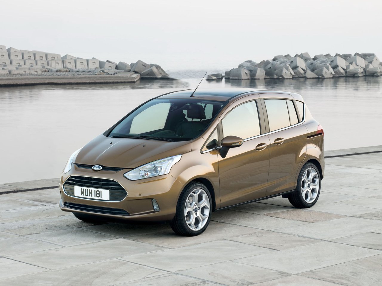Ford B-MAX I, компактвэн