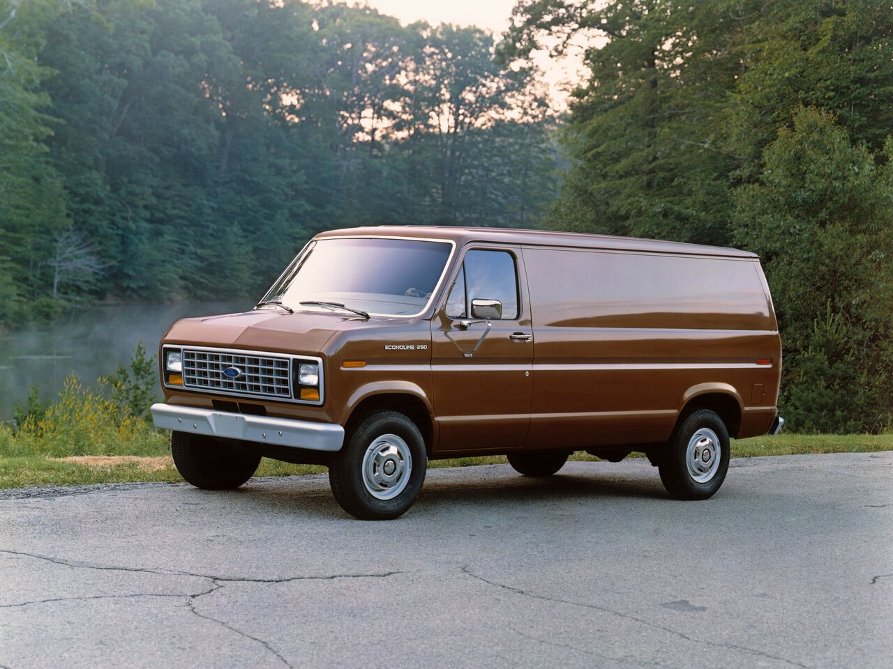 Ford Econoline III, фургон