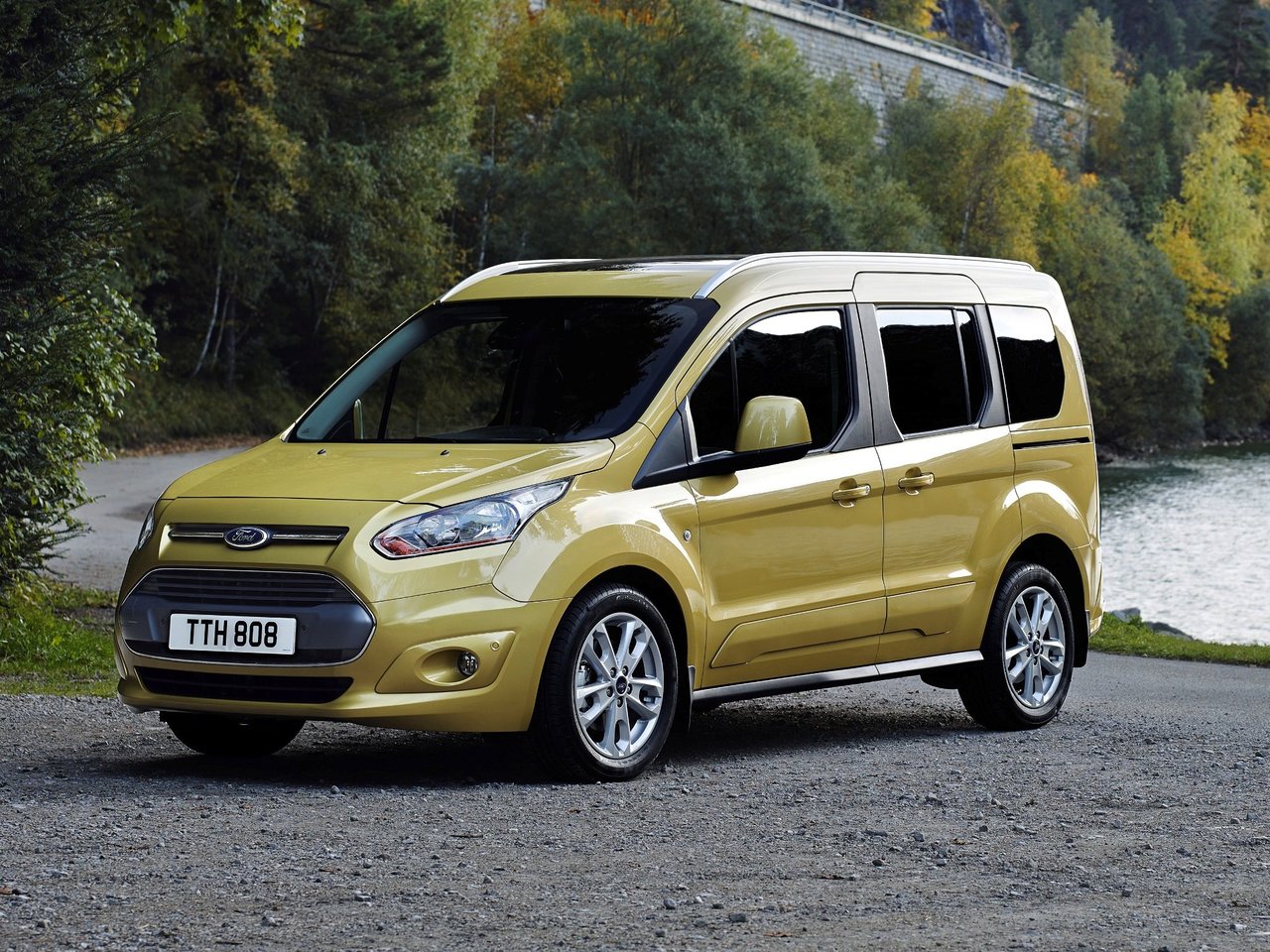 Ford Tourneo Connect II, компактвэн