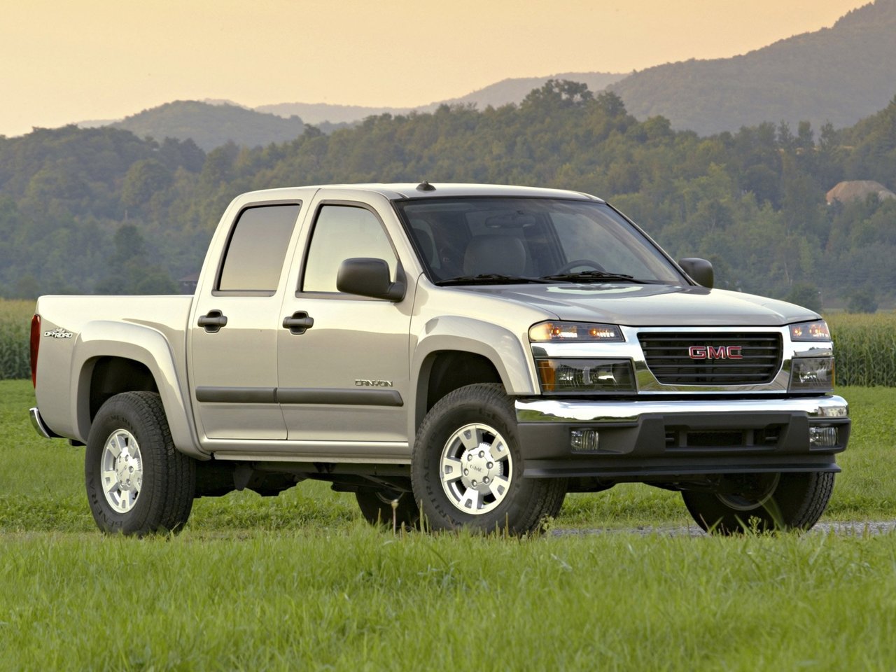GMC Canyon I, пикап двойная кабина