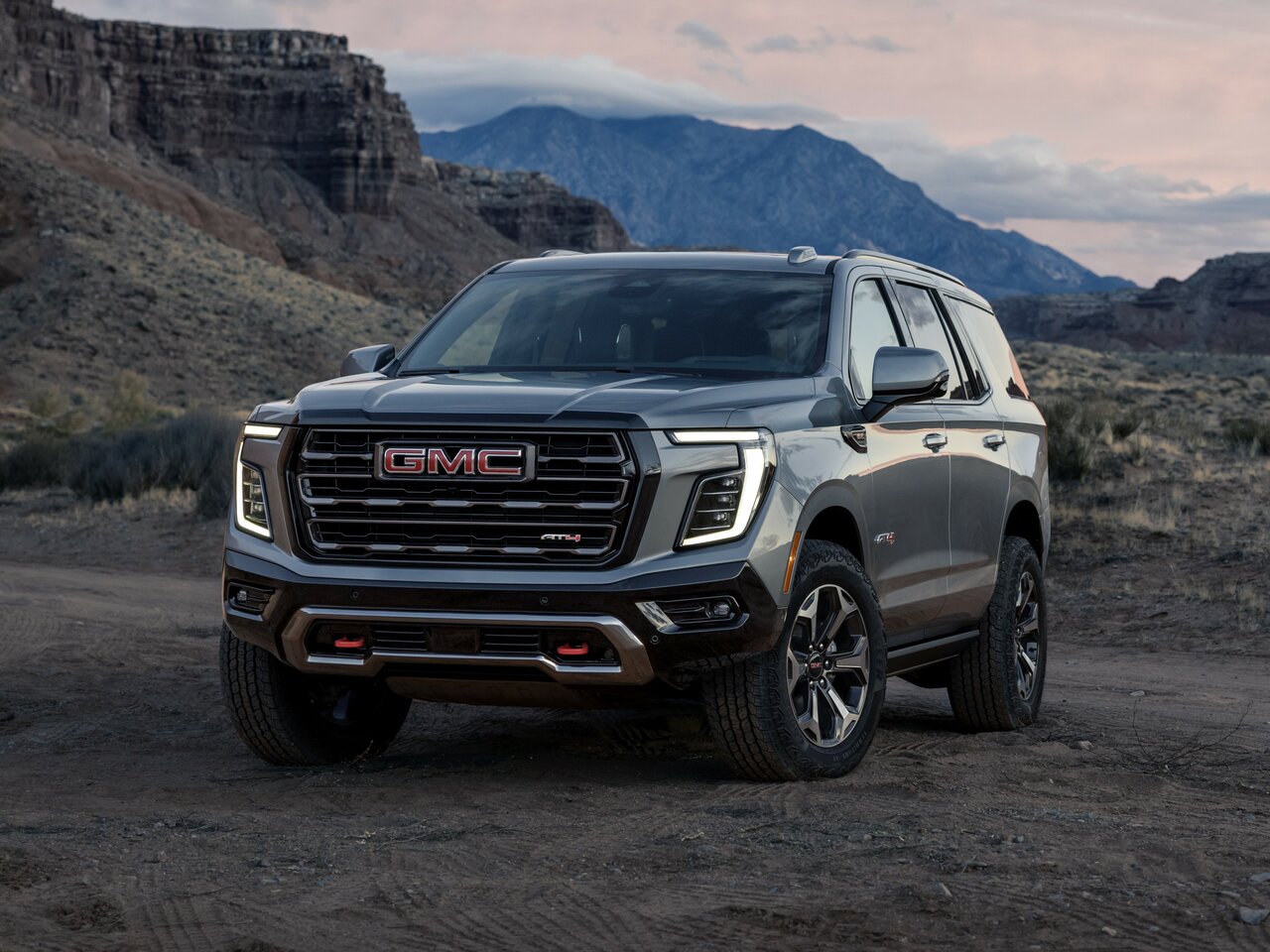 GMC Yukon V Рестайлинг, внедорожник 5 дв.