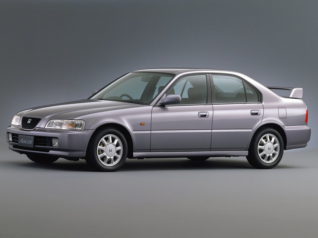 Honda Ascot II (CE), седан