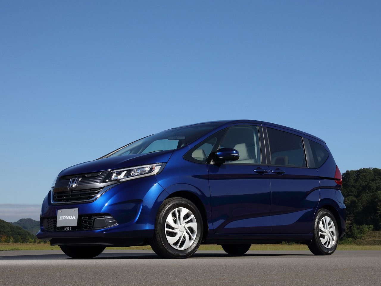 Honda Freed II, компактвэн