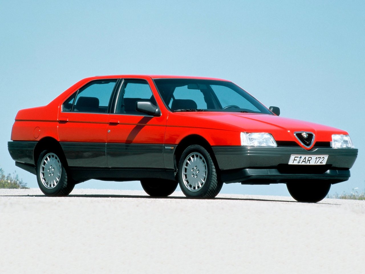 Alfa Romeo 164 I, седан