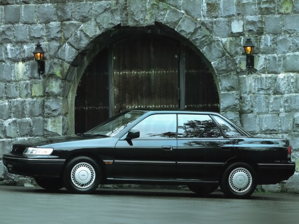 Isuzu Aska II, седан