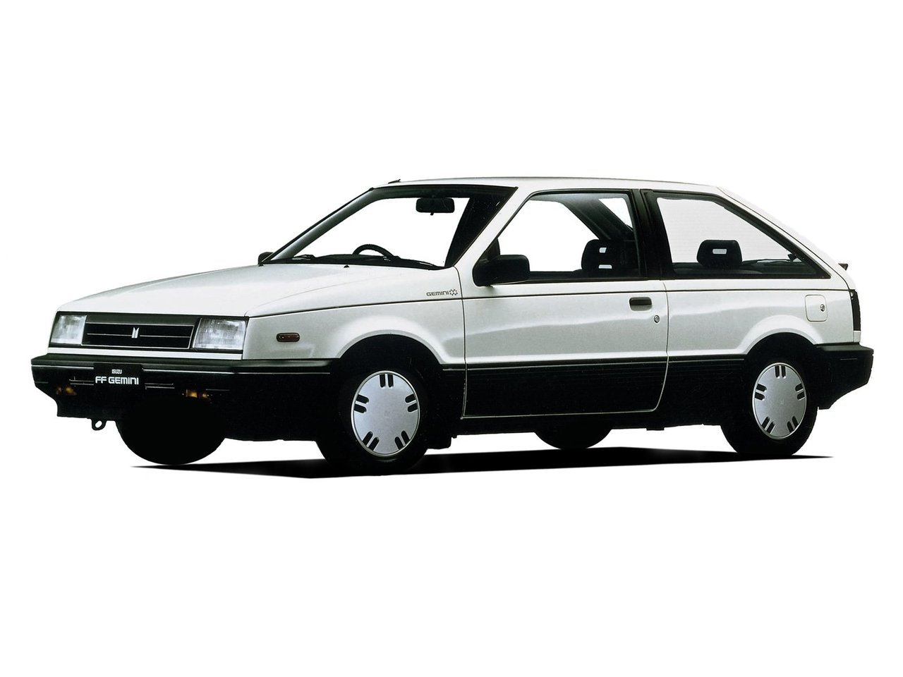 Isuzu Gemini II, хэтчбек 3 дв.