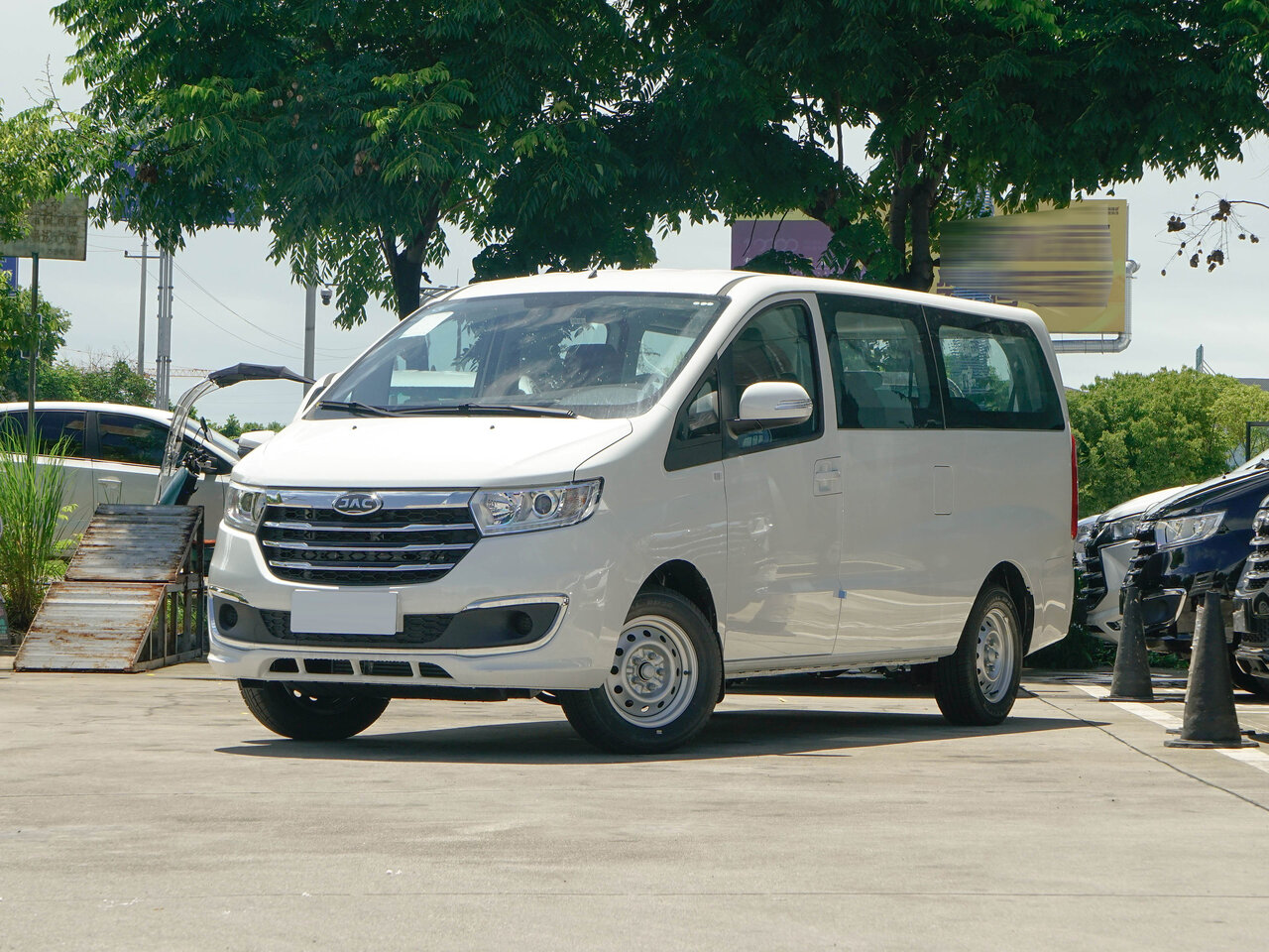 Минивэн lwb