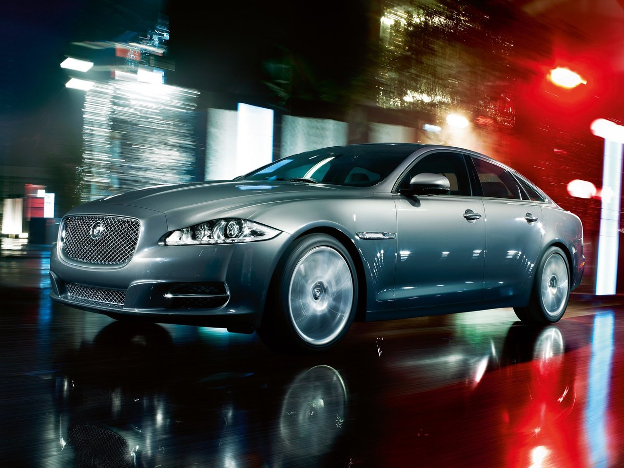 Jaguar XJ IV (X351), седан