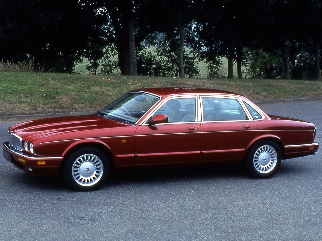 Jaguar XJ II (X308), седан