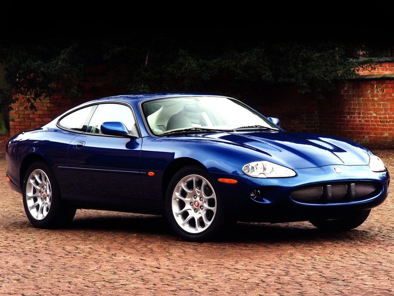 Jaguar XK I, купе