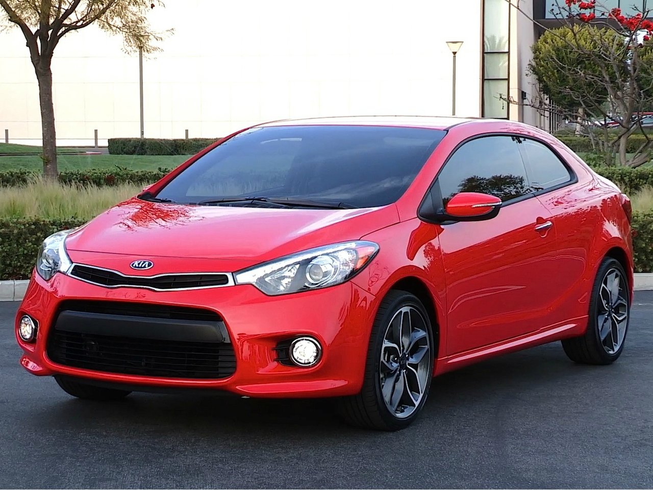 Kia Forte II, купе