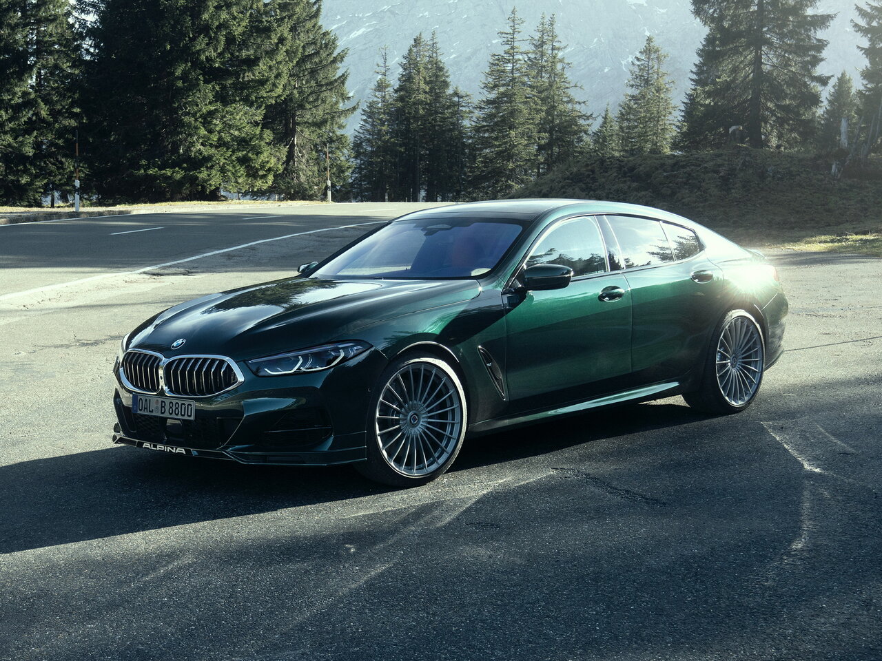 Седан gran coupe