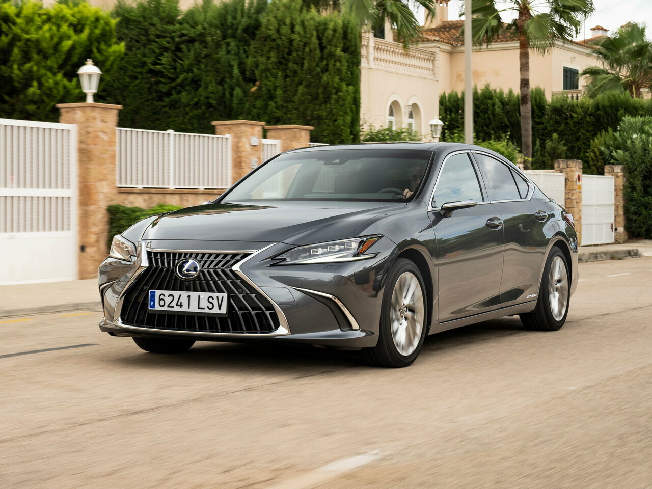 Lexus ES VII Рестайлинг, седан
